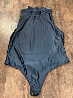 House of Harlow 1960 Teal Sleeveless Bodysuit